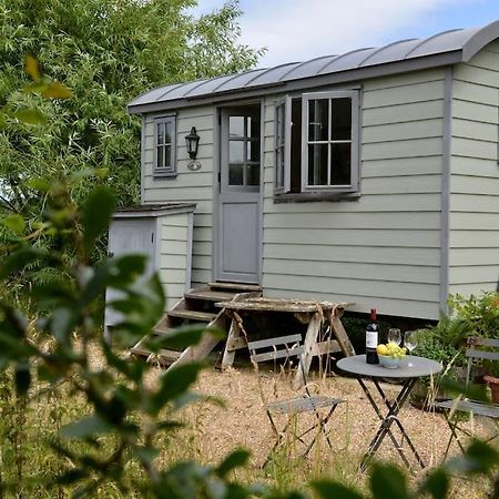 The Shepherd'S Hut @ Chichester Cottage المظهر الخارجي الصورة