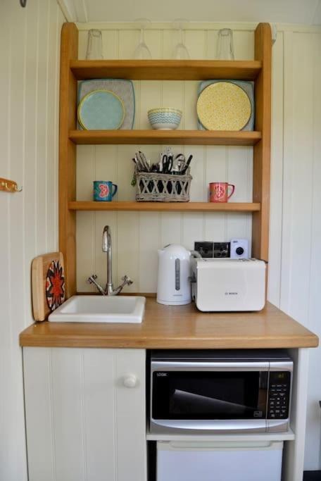The Shepherd'S Hut @ Chichester Cottage المظهر الخارجي الصورة