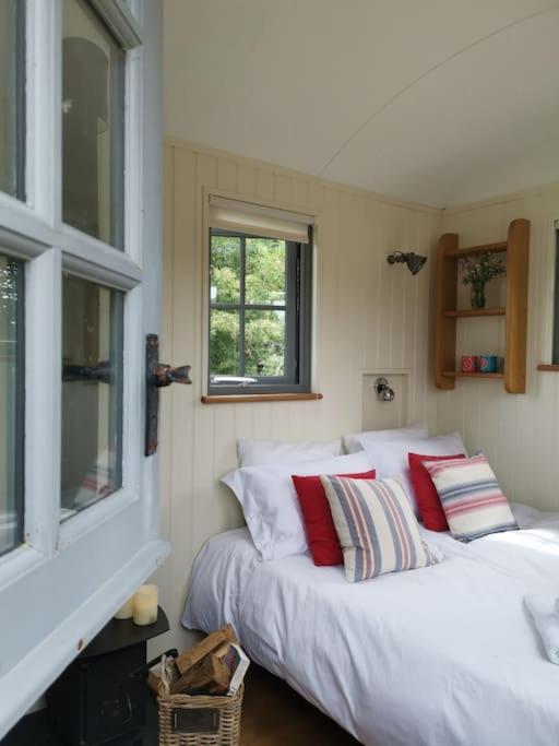 The Shepherd'S Hut @ Chichester Cottage المظهر الخارجي الصورة